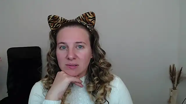 Snapshot of Darklure_ chatting on October 2025 03:24:01 PM Darklure  online show from October 2025 03:24:01 PM