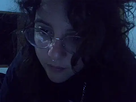 Blue Liz online show from December 2025 01:11:01 AM