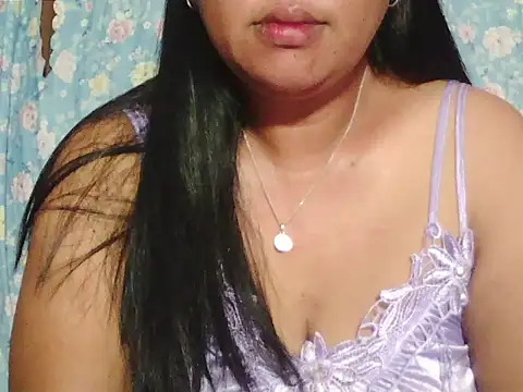 hotolivia34 online show from November 2025 09:03:02 PM