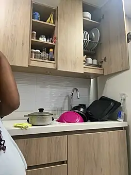  Zahara  online show from November 2025 11:14:02 PM