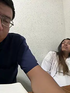 Snapshot of Daliz chatting on December 2025 07:02:02 AM Daliz online show from December 2025 07:02:02 AM