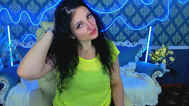 Snapshot of MissRossi chatting on November 2025 07:35:01 PM MissRossi online show from November 2025 07:35:01 PM