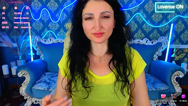 Snapshot of MissRossi chatting on November 2025 07:58:01 PM MissRossi online show from November 2025 07:58:01 PM