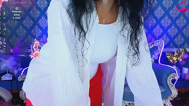 MissRossi online show from July 2026 06:54:01 PM