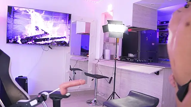 Snapshot of sebas_palacioo chatting on September 2025 08:34:02 PM sebas palacioo online show from September 2025 08:34:02 PM