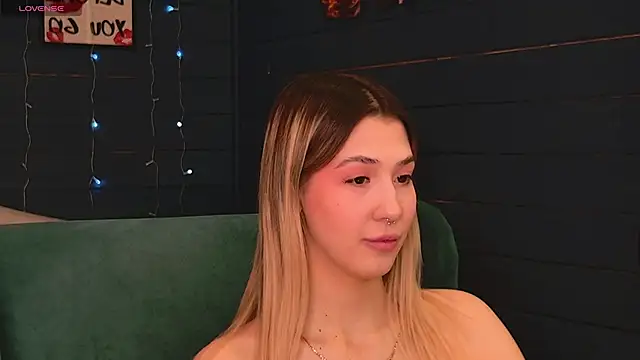 Bella svon online show from April 2026 08:30:02 AM
