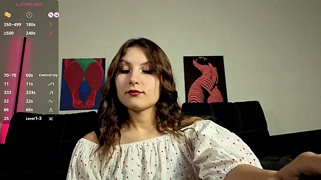 TrixiBell online show from September 2025 10:15:02 AM