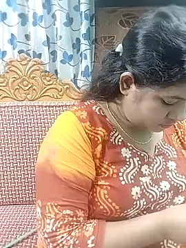 Snapshot of Sofia-0 chatting on September 2025 07:13:02 PM Sofia-0 online show from September 2025 07:13:02 PM