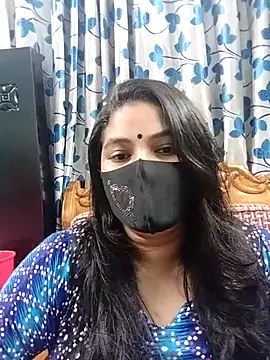 Snapshot of Sofia-0 chatting on October 2025 06:39:01 PM Sofia-0 online show from October 2025 06:39:01 PM