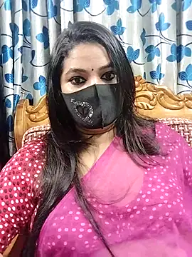 Snapshot of Sofia-0 chatting on October 2025 08:06:02 PM Sofia-0 online show from October 2025 08:06:02 PM