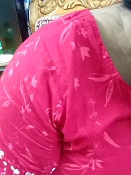 Snapshot of Sofia-0 chatting on October 2025 06:19:02 PM Sofia-0 online show from October 2025 06:19:02 PM