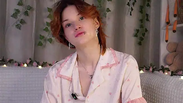 BlytheBenny online show from November 2025 12:10:01 AM