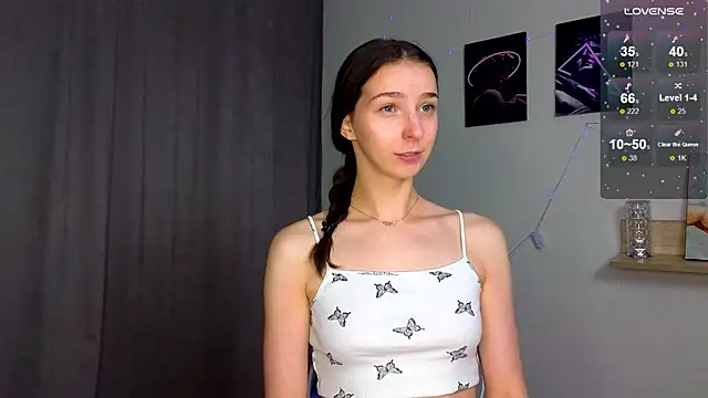 Snapshot of Made_for_Love chatting on September 2025 02:11:01 PM Made for Love online show from September 2025 02:11:01 PM