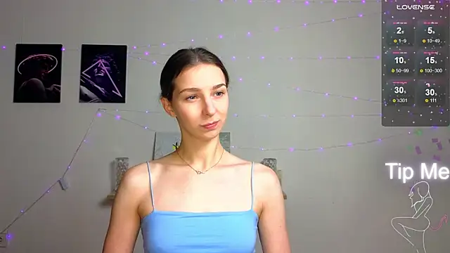 Snapshot of Made_for_Love chatting on October 2025 02:06:01 PM Made for Love online show from October 2025 02:06:01 PM