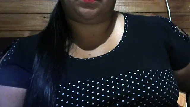 Snapshot of MARRENTINHA34 chatting on March 2026 10:27:02 PM MARRENTINHA34 online show from March 2026 10:27:02 PM
