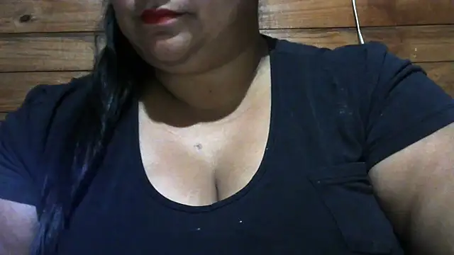 Snapshot of MARRENTINHA34 chatting on March 2026 01:25:01 PM MARRENTINHA34 online show from March 2026 01:25:01 PM