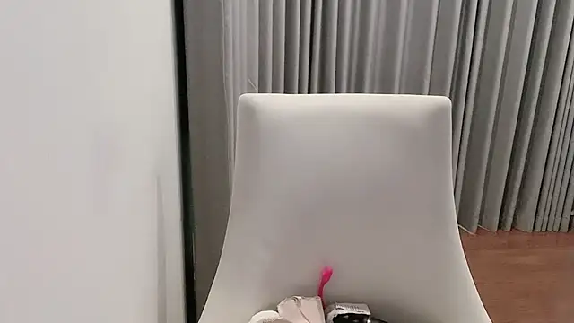 Azami Chan online show from September 2025 01:35:02 PM