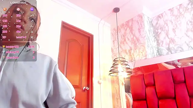 Snapshot of Sheilly_brown chatting on January 2026 07:17:01 PM Sheilly brown online show from January 2026 07:17:01 PM