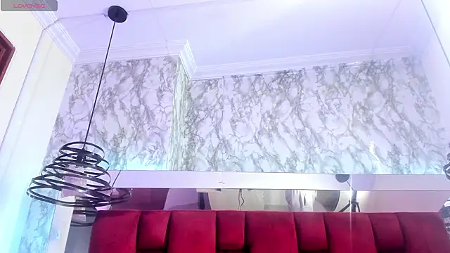 Snapshot of Sheilly_brown chatting on February 2026 09:44:02 PM Sheilly brown online show from February 2026 09:44:02 PM