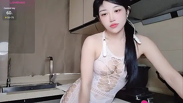 Coco--01 online show from November 2025 12:32:01 AM