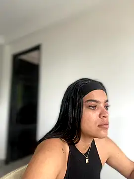 JuanitaMore01 online show from November 2025 07:56:02 PM