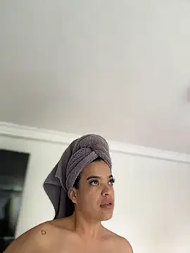 JuanitaMore01 online show from July 2026 03:29:02 PM
