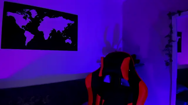 Snapshot of ZoeValencia1 chatting on September 2025 11:56:01 AM ZoeValencia1 online show from September 2025 11:56:01 AM