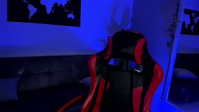 Snapshot of ZoeValencia1 chatting on October 2025 12:58:01 PM ZoeValencia1 online show from October 2025 12:58:01 PM