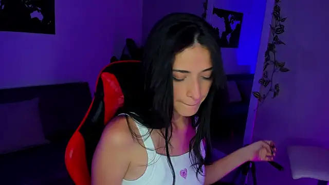 Snapshot of ZoeValencia1 chatting on March 2026 12:27:02 PM ZoeValencia1 online show from March 2026 12:27:02 PM