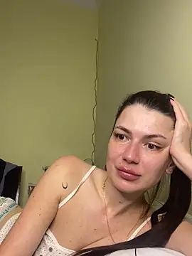 Snapshot of Cute_Erika chatting on October 2025 10:58:02 PM Cute Erika online show from October 2025 10:58:02 PM