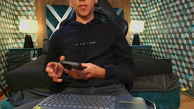 Aiden Royce online show from September 2025 09:36:01 PM