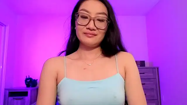 Aliciaz3 online show from September 2025 05:16:02 PM