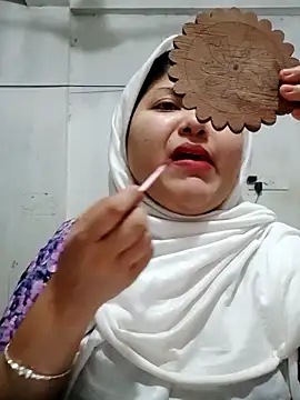 Snapshot of Nusrat-N chatting on March 2026 09:38:02 PM Nusrat-N online show from March 2026 09:38:02 PM