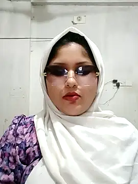 Snapshot of Nusrat-N chatting on April 2026 12:08:02 PM Nusrat-N online show from April 2026 12:08:02 PM