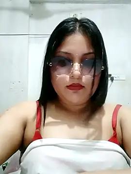 Snapshot of Nusrat-N chatting on April 2026 12:28:02 PM Nusrat-N online show from April 2026 12:28:02 PM