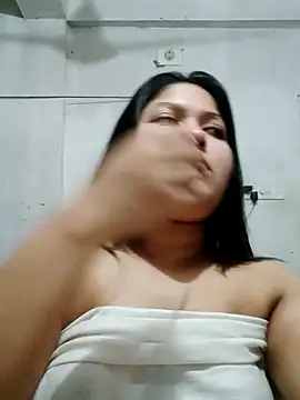 Snapshot of Nusrat-N chatting on April 2026 12:34:01 AM Nusrat-N online show from April 2026 12:34:01 AM