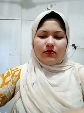 Snapshot of Nusrat-N chatting on July 2026 02:05:01 AM Nusrat-N online show from July 2026 02:05:01 AM