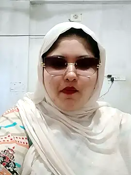 Snapshot of Nusrat-N chatting on July 2026 01:58:01 AM Nusrat-N online show from July 2026 01:58:01 AM