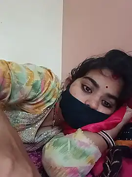 Snapshot of Samiya-143 chatting on June 2026 12:13:01 AM Samiya-143 online show from June 2026 12:13:01 AM