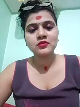 Snapshot of Kavya-Tiwari chatting on November 2025 06:21:01 PM Kavya-Tiwari online show from November 2025 06:21:01 PM