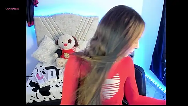 Mia Victoria22 online show from March 2026 02:10:01 PM