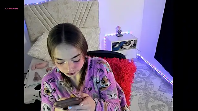 Mia Victoria22 online show from April 2026 02:45:02 AM