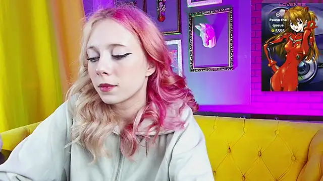 Snapshot of SakuraBliss chatting on October 2025 05:02:02 PM SakuraBliss online show from October 2025 05:02:02 PM