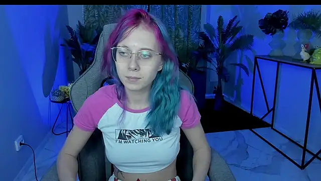 Snapshot of SakuraBliss chatting on November 2025 05:02:01 PM SakuraBliss online show from November 2025 05:02:01 PM