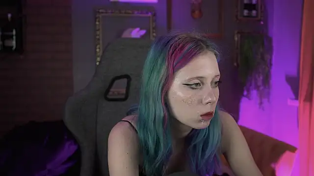 Snapshot of SakuraBliss chatting on November 2025 08:10:01 PM SakuraBliss online show from November 2025 08:10:01 PM