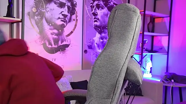 SakuraBliss online show from December 2025 05:45:02 AM