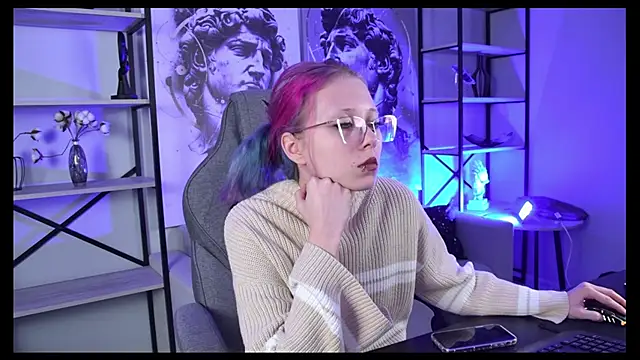 SakuraBliss online show from December 2025 02:08:02 AM