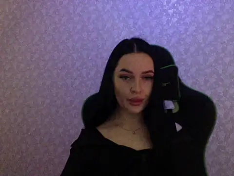 Lulii24 online show from March 2026 10:10:02 PM