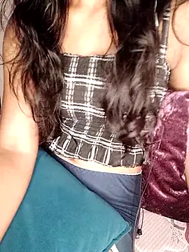 Snapshot of trending_tamizhachii chatting on October 2025 05:57:01 PM trending tamizhachii online show from October 2025 05:57:01 PM