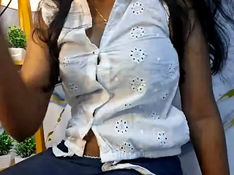 trending tamizhachii online show from March 2026 06:01:02 PM